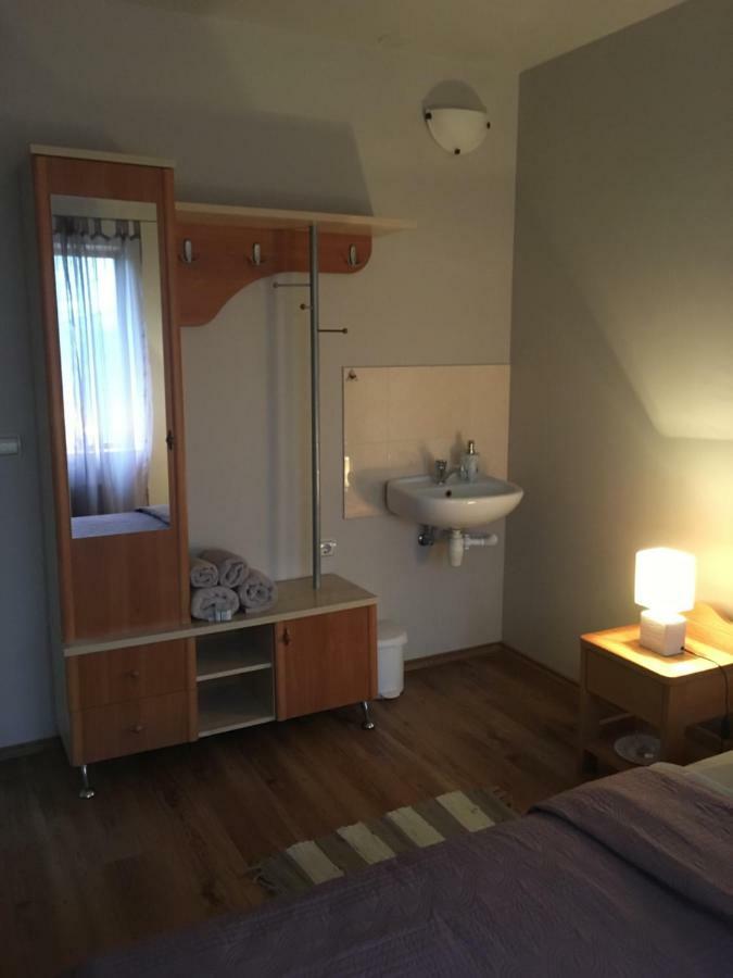 Dzirnavinas Motel Biksti Екстериор снимка